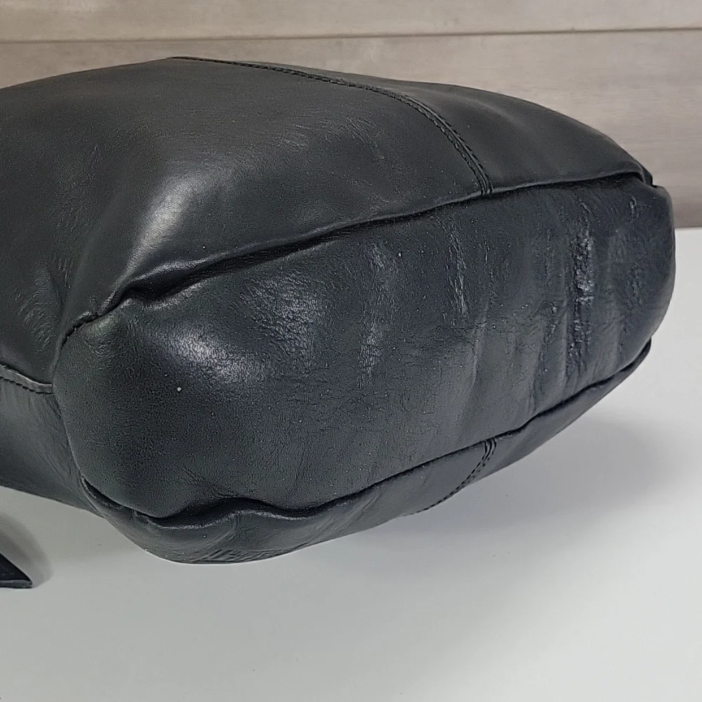 Duluth Trading Co. Black Leather Hobo Crossbody Shoulder Bag